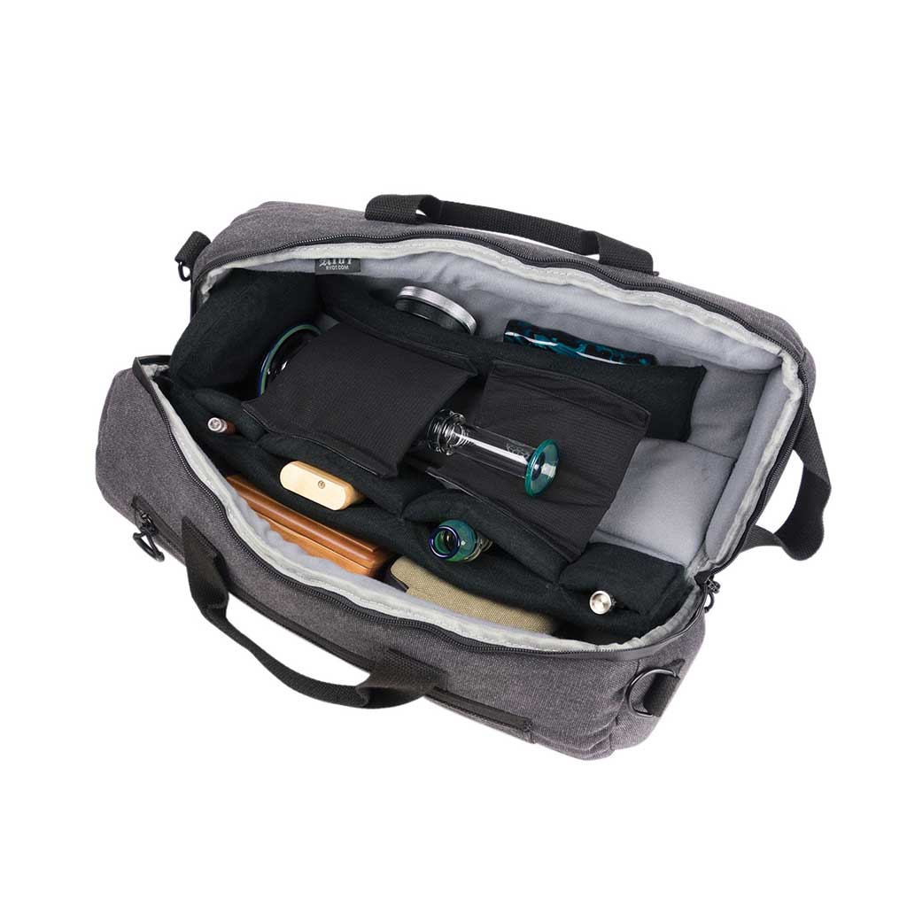 RYOT Pro-Duffle Carbon Series Smell-Proof Bag